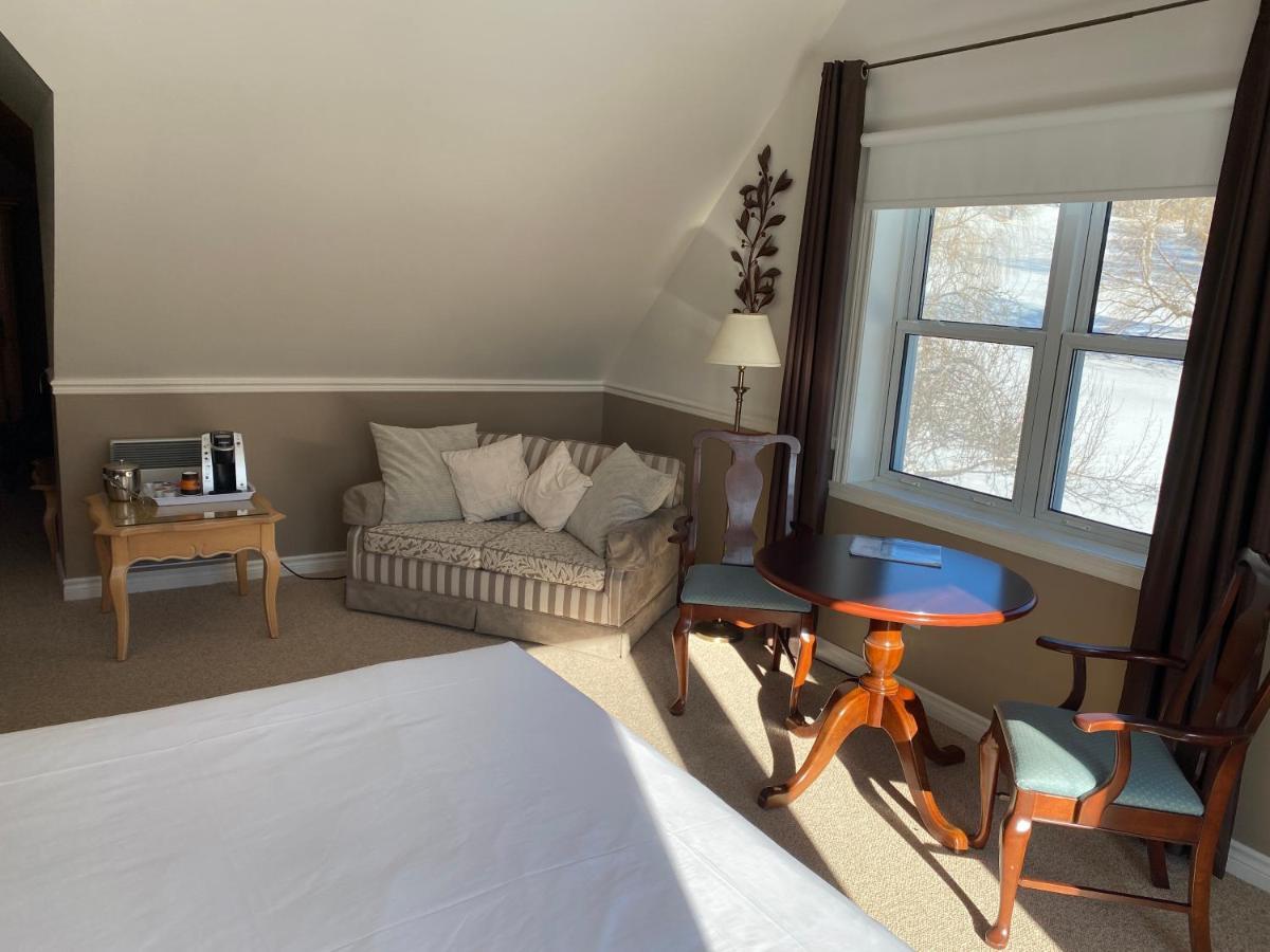 Le Tricorne Hotel North Hatley